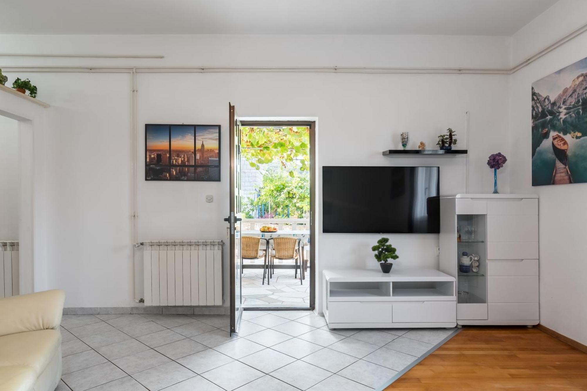 Sweet Dreams Apartment Sutivan Exterior photo
